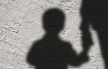 Investigan el caso de un niño abandonado en un hospital en Santa Cruz