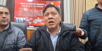 Alcaldía de Potosí impulsa ferias para vender pollo y huevo a precio justo