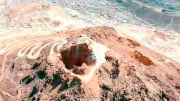Hundimientos se juntan y ponen  en riesgo cumbre del Cerro Rico