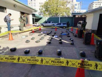 Cochabamba: FELCN informa sobre la aprehensión de seis personas en operativo