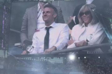 El presidente de Francia asistió al concierto de BTS en Paris