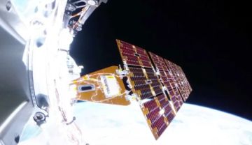 La NASA logra frenar la caída del telescopio Swift a la Tierra