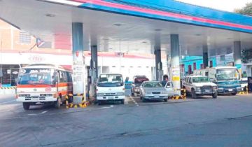 Choferes están en emergencia por la escasez de carburantes