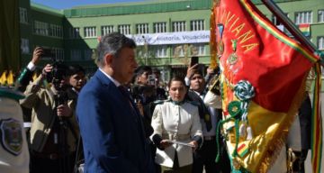 Senado entrega una de sus máximas distinciones a la Policía en su bicentenario