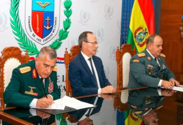 Bolivia y Paraguay firman agenda estratégica militar para fortalecer la cooperación 