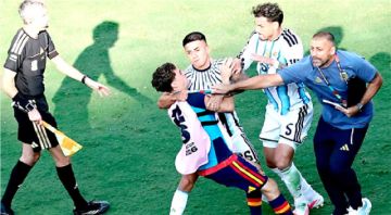 La FIFA abre procesos