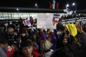 Vozinha ilusiona a Colo Colo y se declara “muy feliz de haber llegado” a Chile