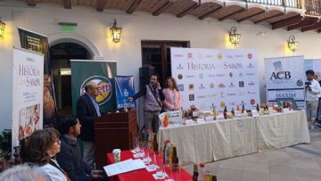 Presentan el proyecto editorial “Historia con Sabor” de Correo del Sur