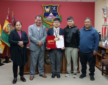 Oruro: Estudiante obtuvo Medalla de Oro en Olimpiada Matemática en Nueva York