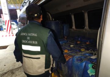 Retienen más de 1.300 litros de gasolina transportada de forma irregular en Zudáñez