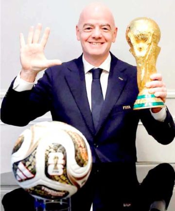 Diario The Times acusa a Infantino de ofrecer la final