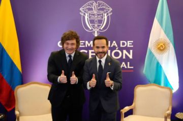 De la Espriella se reúne por separado con Milei y Kast horas antes de su investidura