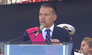 Ministro de Defensa llama a las FFAA a tener lealtad con la patria y la Constitución