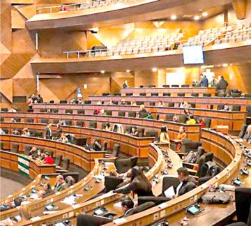 Gobierno hablará con cada legislador, de ser necesario