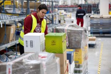 El desempleo juvenil crece globalmente ante estancamiento económico y el desafío de la IA