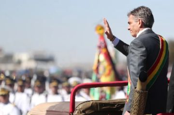 El Gobierno de Bolivia oficializa con un decreto la eliminación de dos ministerios