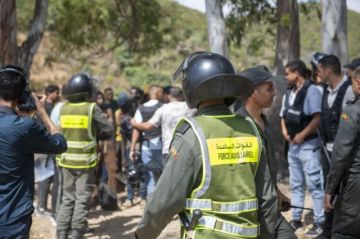 Marruecos expulsa a prensa española de Castillejos