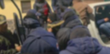 Detienen a personas que dejaban basura en las calles de la ciudad de Potosí