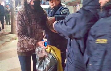 Detienen a personas que dejan basura en las calles de la ciudad