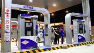 Ministro de Hidrocarburos explica que con la nueva norma se “sincera” el precio del diésel