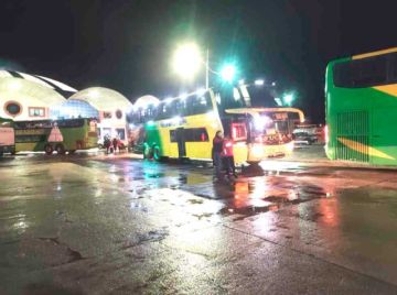 Terminal de buses Potosí  reduce salidas por falta de  diésel y menor demanda