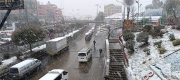 ABC restringe el tránsito en varios tramos carreteros por intensas nevadas