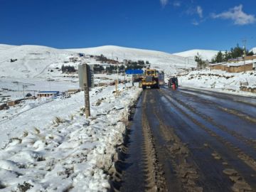 Terminales de La Paz y El Alto vuelven a suspender las salidas a Cochabamba y Santa Cruz por carretera congelada