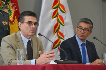 Este es el Decreto Presidencial que deja a Espinoza fuera del gobierno de Paz