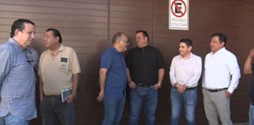 Gobierno y cisterneros buscan acuerdos para garantizar abastecimiento de combustibles