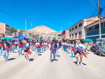 Un cielo soleado acompañó la jornada de danza.