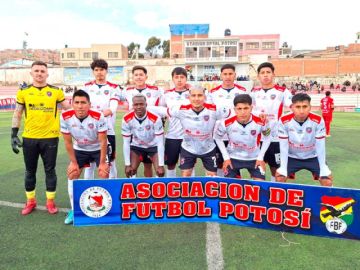 El plantel de 10 de Noviembre Wilstermann Cooperativas.