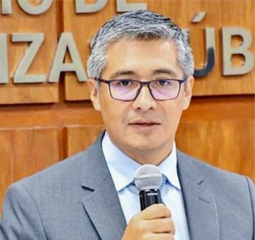 Constitucional analiza recurso de Espinoza