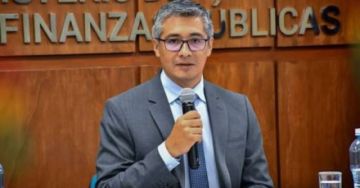 Sala Constitucional de El Alto analiza amparo contra la censura del exministro de Economía
