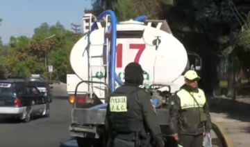 Cochabamba: Joven motociclista fallece tras impacto con un camión cisterna