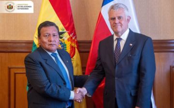 Canciller se reúne con el Cónsul de Chile y perfilan visita de Kast a Bolivia