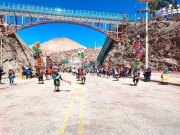 El G.A.I.O.C. del Jatun Ayllu Yura estuvo presente en la festividad de Ch'utillos.