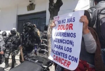 Aprueban norma que otorga pasajes aéreos gratuitos a pacientes con cáncer y enfermedades terminales