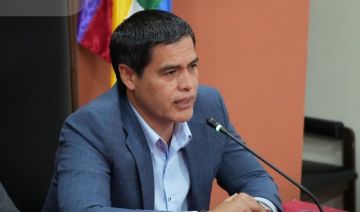 Consejeros desconocen denuncia de juicio en su contra