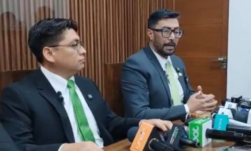 Entrega de despacho: se va Aparicio y asume Cáceres
