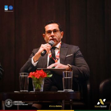 Aduana Nacional impulsa nuevo Código Aduanero y control frente al comercio electrónico
