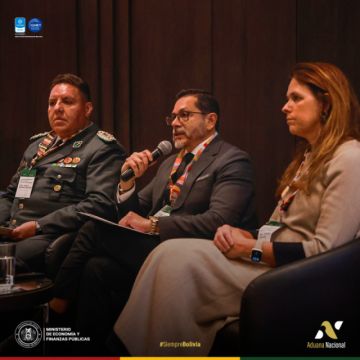 Aduana Nacional impulsa nuevo Código Aduanero y control frente al comercio electrónico