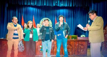 Congreso interno de la UATF posesionó a su presidium
