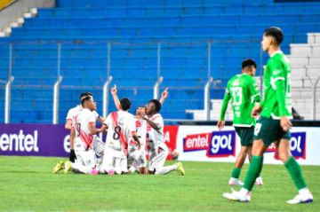 Nacional inicia con pie derecho la defensa de su título de campeón