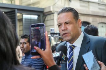 Gobernador de La Paz niega incremento de su salario tras aprobación del POA 2027