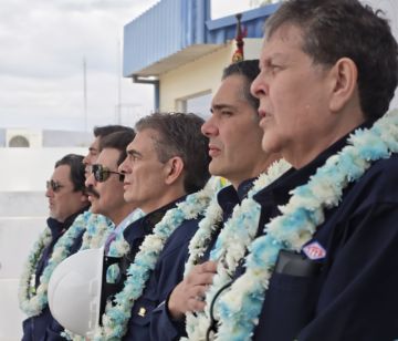 Presidente Paz llega a la refinería Gualberto Villarroel para reactivar la producción de carburantes