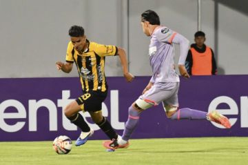 El Tigre vence a La “U” antes de la media hora