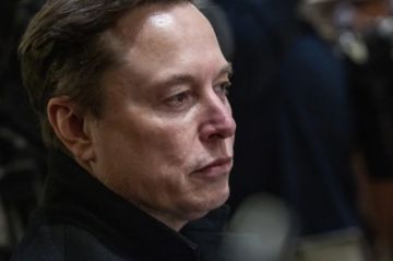 Elon Musk coincide con sus rivales Anthropic y OpenAI en desacelerar la IA por los riesgos de seguridad