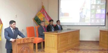 UATF inaugura posdoctorado internacional en investigación