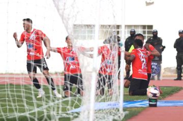 Nacional se alista para jugar una final frente a Always Ready