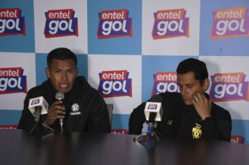Árbitros: “a nivel FIFA estamos prohibidos de dar conferencias”